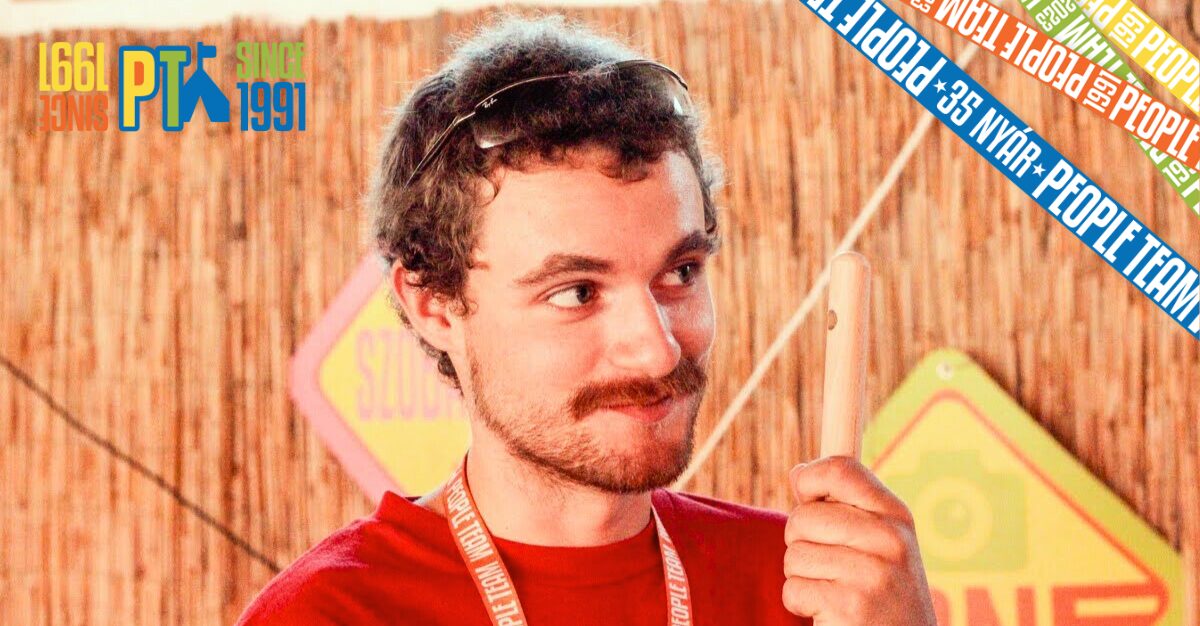 Megbízhatóság – Segít a társainak a PT-értékek szerint dolgozni